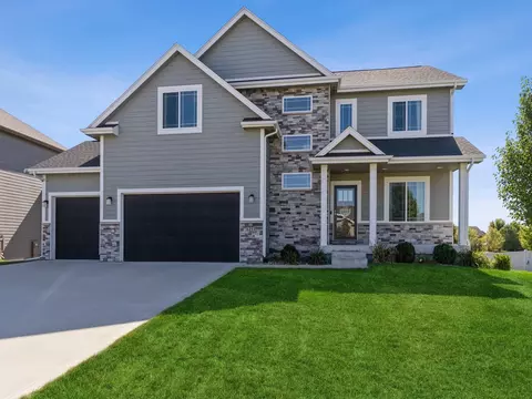 1217 NE 49th St, Ankeny, IA 50021