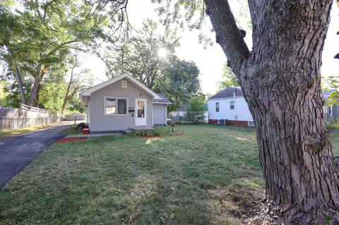 2617 53rd St, Des Moines, IA 50310