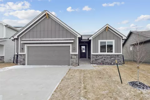 440 NW Compass Ave, Waukee, IA 50263