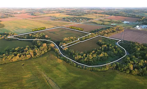 01 30th Ave, Prole, IA 50229
