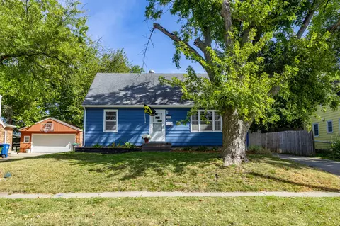 3615 62nd St, Des Moines, IA 50322