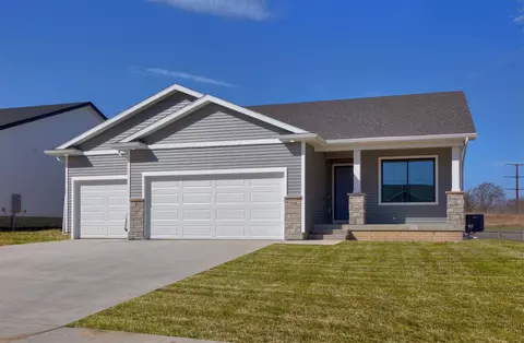 5518 167th St, Urbandale, IA 50323