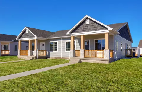 9780 Regatta Ln, Johnston, IA 50131