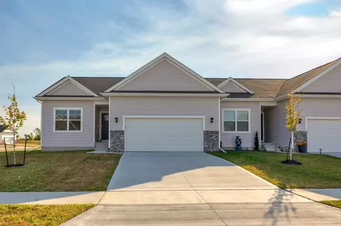 4313 NW Sharmin Dr, Ankeny, IA 50023