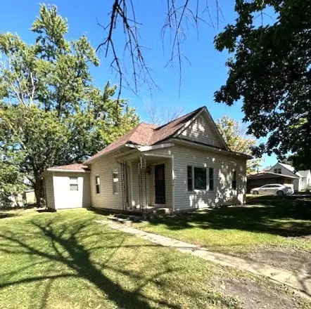 803 Hager St E, Grand Junction, IA 50107