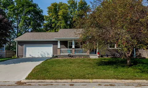 507 Pearl St, Cambridge, IA 50046