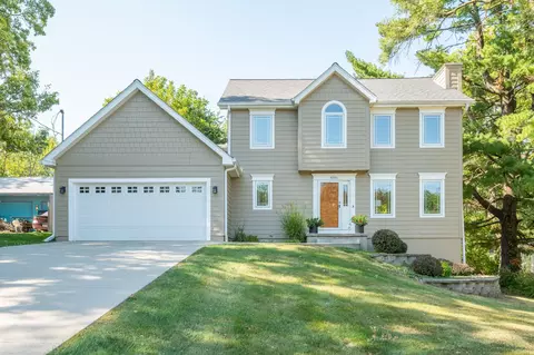 4064 SW 31st St, Des Moines, IA 50321