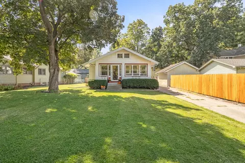 4422 Kingman Blvd, Des Moines, IA 50311