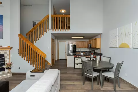 2430 NW Heritage Ave, Ankeny, IA 50023