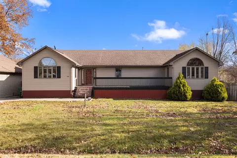 4339 NE 35th St, Des Moines, IA 50317