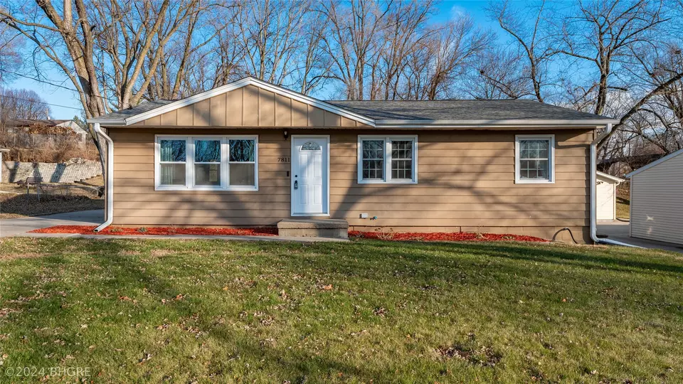  7811 SW 11th St, Des Moines, IA 50315 photo 1