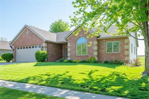 504 E 28th St S, Newton, IA 50208