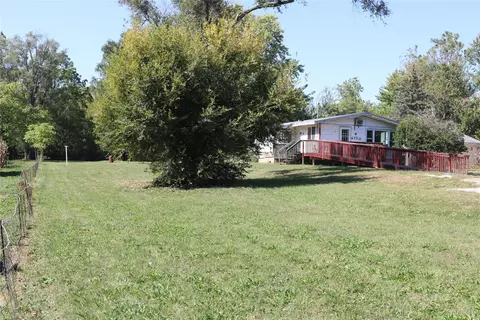 4728 NE 27th St, Des Moines, IA 50317