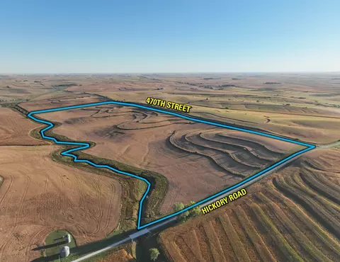 00 Hickory Rd, Oakland, IA 51560
