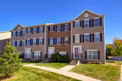 4524 NE Mcdougal Ln, Ankeny, IA 50021