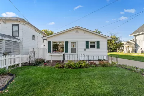 802 E Washington St, Knoxville, IA 50138