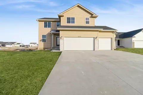 2515 NW Linwood Ct, Ankeny, IA 50023