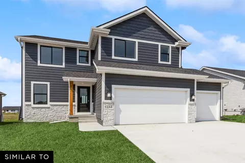 260 NW Lavelle Ct, Waukee, IA 50263