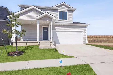 1709 Gordon Ct, Norwalk, IA 50211