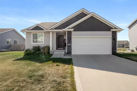 2713 NW 23rd St, Ankeny, IA 50023