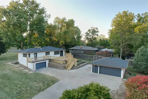 1107 16th St, West Des Moines, IA 50265