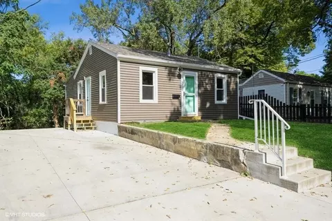 3720 Chicago Ave, Des Moines, IA 50317