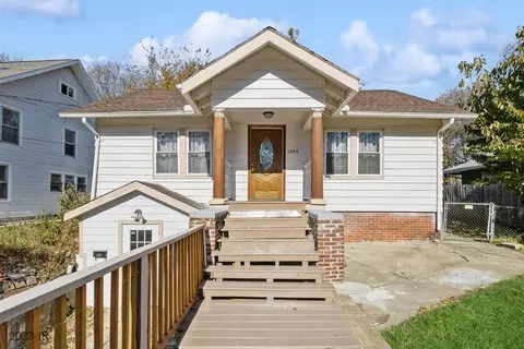 1045 Kirkwood Ave, Des Moines, IA 50315