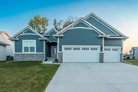 3307 SE 20th St, Ankeny, IA 50021