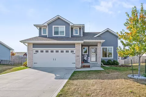 616 17th St SE, Altoona, IA 50009