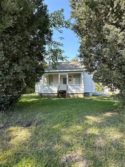 1317 333rd St, Woodward, IA 50276
