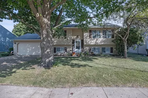 518 NE 4th St, Ankeny, IA 50021