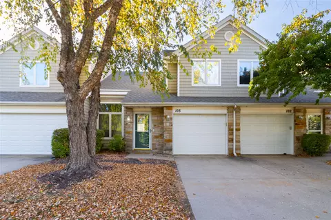 811 Burr Oaks Dr #103, West Des Moines, IA 50266