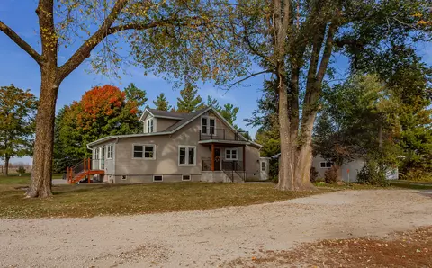 33996 G Trl, Earlham, IA 50072