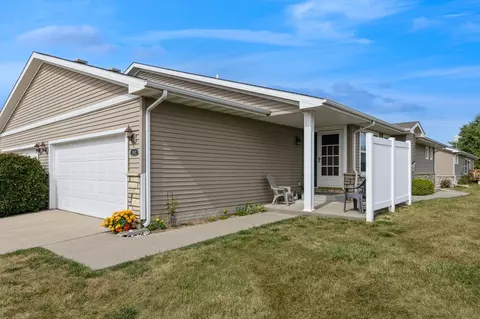 2803 Seneca Ct SW, Altoona, IA 50009