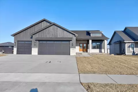 5416 NW 13th St, Ankeny, IA 50023