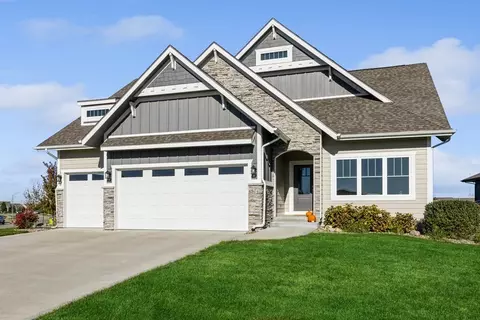 4504 NE Sienna Ct, Ankeny, IA 50021