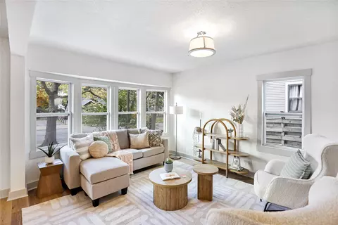 807 Euclid Ave, Des Moines, IA 50313