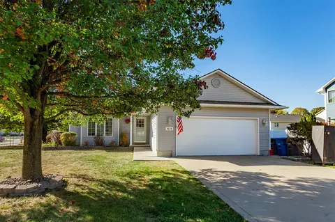 4218 SE 24 St, Des Moines, IA 50320