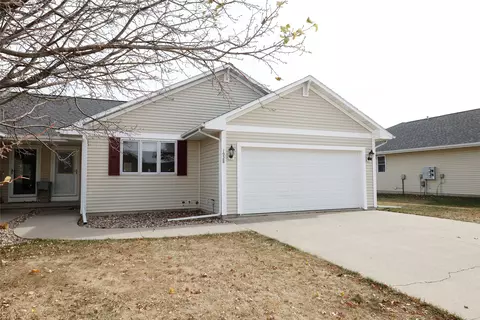 1928 Cedar St, Boone, IA 50036