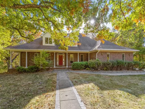 8130 NW 28th Ct, Ankeny, IA 50023