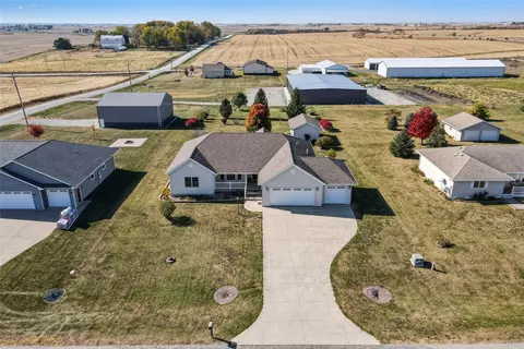 103 Rose Ln, Monroe, IA 50170