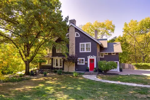 2908 Forest Dr, Des Moines, IA 50312