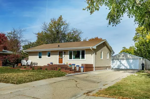 145 Waukee Ave, Waukee, IA 50263