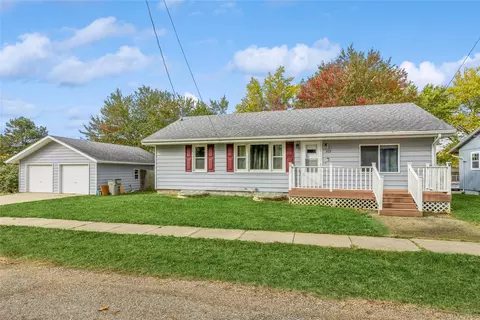 305 S Jefferson St, Pleasantville, IA 50225