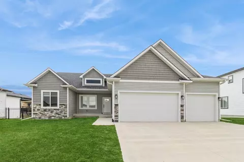 3604 NE 11th St, Ankeny, IA 50021