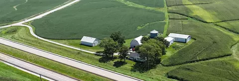 645 190th Ave, Pella, IA 50219