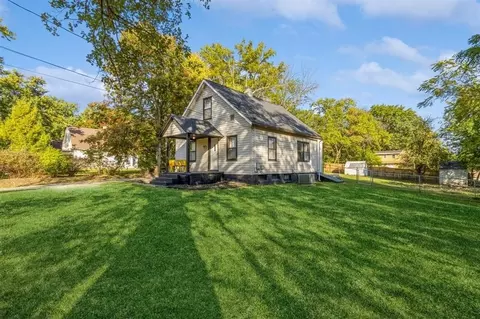 919 Mckinley Ave, Des Moines, IA 50315