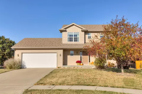 1128 SW 50th St, Ankeny, IA 50023
