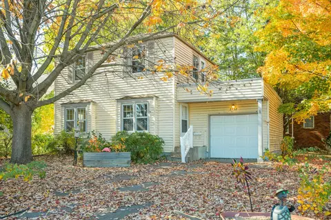 2732 41st Pl, Des Moines, IA 50310