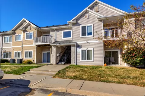8601 Westown Pkwy #5106, West Des Moines, IA 50266